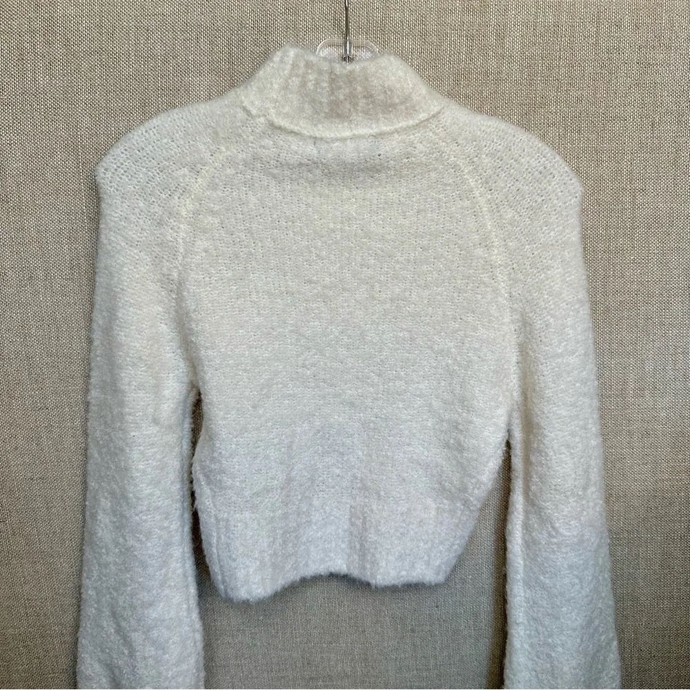 🤍UO Avril Cropped Mock Neck Jumper🤍 - Picture 5 of 11